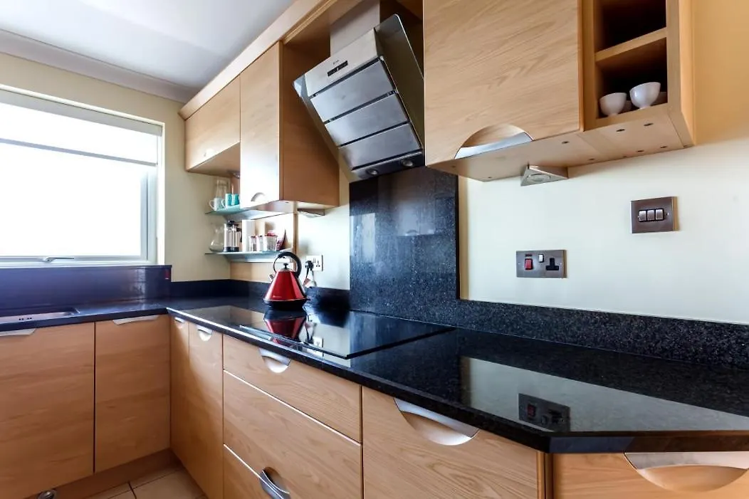 'Coastal Views' Apartment In Southbourne Bournemouth 0*,